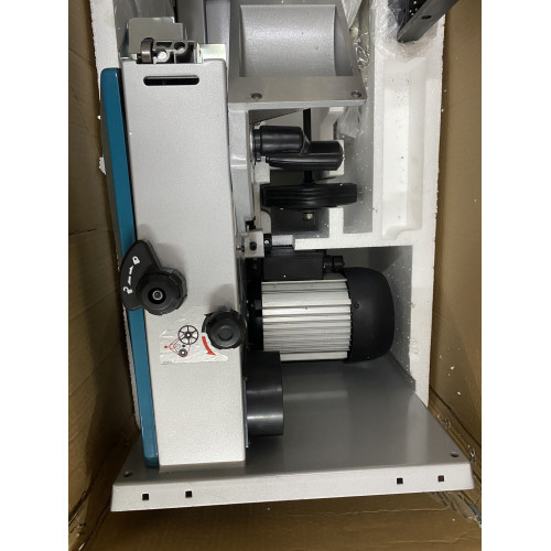 KIÁRUSÍTÁS Makita LB1200F szalagfűrész 305mm, 900W SZERVIZELT