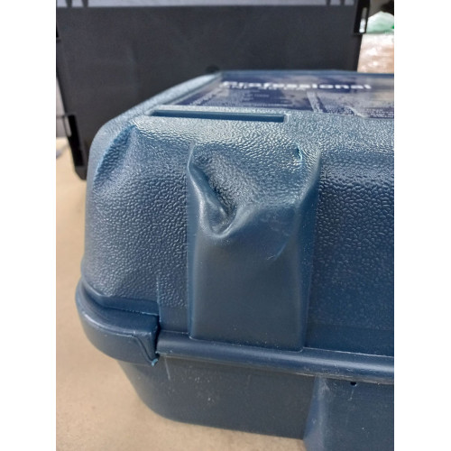 KIÁRUSÍTÁS BOSCH GNF 35CA falhoronymaró 0601621708 SÉRÜLT KOFFER