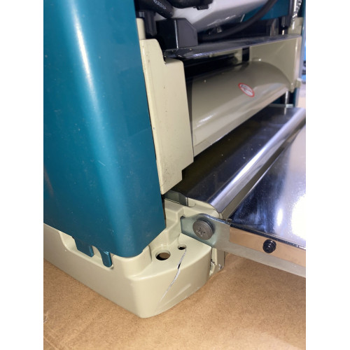 Makita 2012NB vastagoló gyalu 304x155mm, 1650W