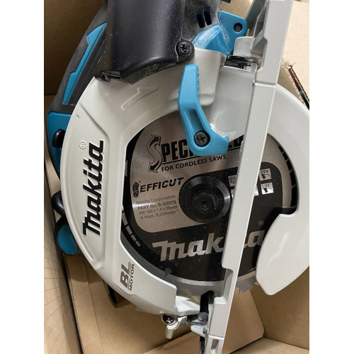 Makita DHS680Z Akkus körfűrész Li-ion LXT 18V (akku és töltő nélkül)