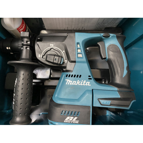 Makita DHR243ZJ Akkus fúrókalapács Li-ion 18V, akku és töltő nélkül + Makpac