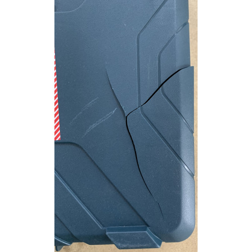 KIÁRUSÍTÁS BOSCH GSB 185-LI Akkus kombinált csavarhúzó 06019K3100 SÉRÜLT KOFFER