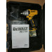 DeWALT AKKUS ÜTVECSAVAROZÓ ALAPGÉP DCF894NT-XJ
