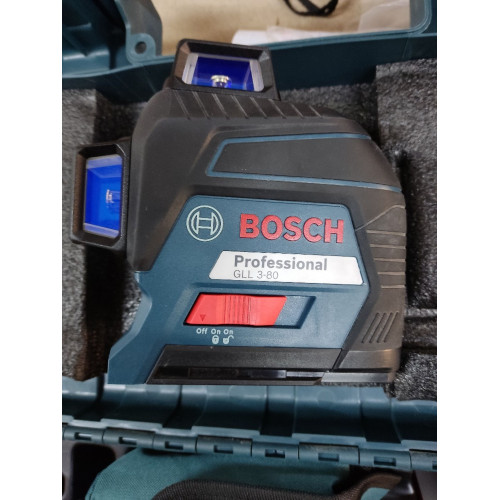 BOSCH GLL 3-80 Professional Linienlaser im Koffer + vonallézer +BT150 állvány, 06159940KD