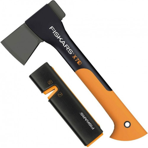 Fiskars Szett kemping fejsze X7 + Xsharp™ fejsze- és késélező 1020183