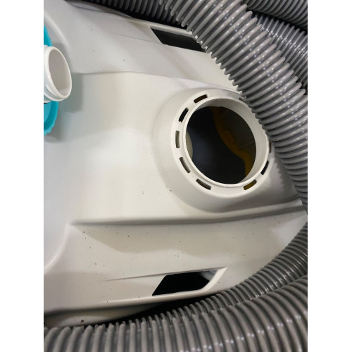 KIÁRUSÍTÁS INTEX automata medenceporszívó 28006 HASZNÁLT