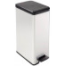 KIÁRUSÍTÁS CURVER SLIM BIN 40L pedálos szemetes, ezüst 213298 (02340-582) KARCOS